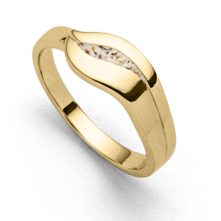 Schmaler Bandring mit einem eingearbeitetem Silberschweif gefüllt mit Strandsand, alles aus vergoldetem 925er Sterlingsilber.
