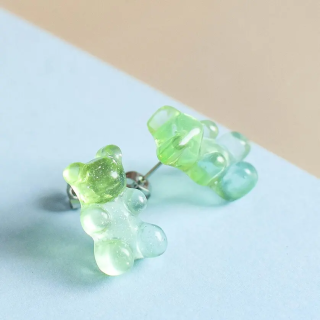 MY BÄR Acryl- Ohrstecker - grün klar - Stecker Edelstahl